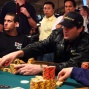 Phil Hellmuth shoves