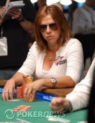 Esther Rossi