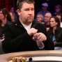 Chris Moneymaker prepares for the final.