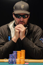 Can Hellmuth finally win a non-hold'em event?