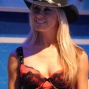 No Limit Lounge Girl