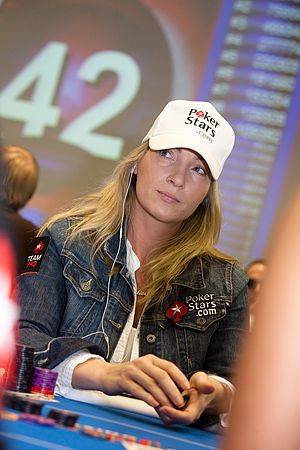 Katja Thater moest vlak voor het geld naar de rail - foto PokerStars Blog