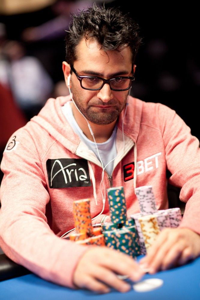 Chipleader Antonio Esfandiari