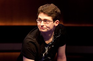 PokerNews Boulevard: David Vamplew is Champion of Champions, en meer.. PokerNews Boulevard: David Vamplew is Champion of Champions, en meer..