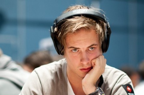 Viktor Blom Viktor Blom