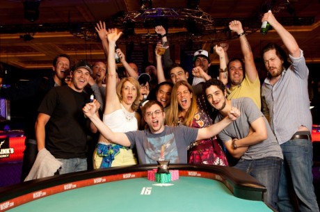 WSOP Boulevard: Carter Phillips verslaat Joe Cada; Van der Fluit naar finaledag