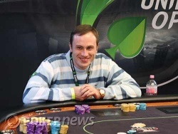Maksim Tyurin rit jaune après un bad beat mortel