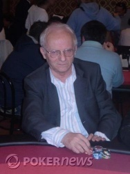Gianni Giaroni out