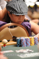 La Sengphet - Chip Leader