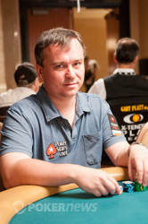 Martin Staszko Over the 8,000 Chip Mark