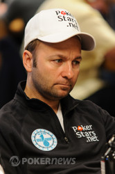Daniel Negreanu is out of Event #17