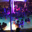 Daarna nog meer ontspannen bij de Sunday Night Swim in XS