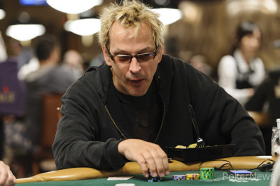 Phil Laak Knows When to Fold 'Em