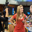 Sarah Grant filming a segment for Pokernews