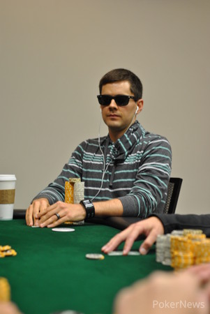 Drake espenlaub poker game