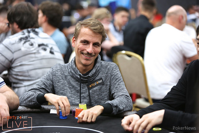 Rossiyada biseksual va transseksual pornografiya