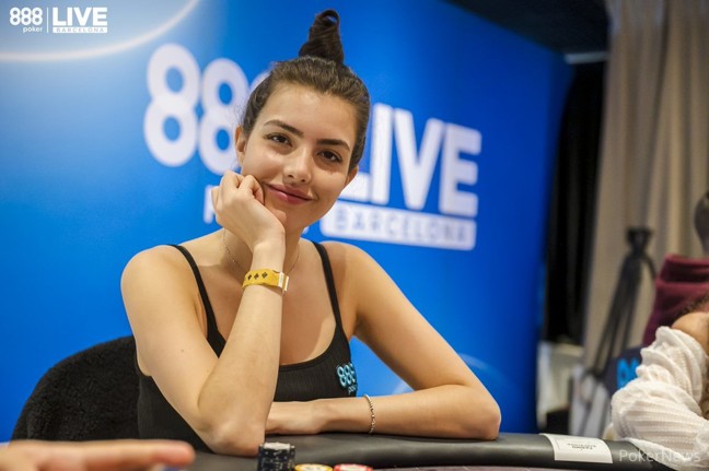 Alexandra Botez Enjoying WSOP Main Event Debut – World Poker Tour