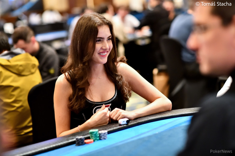 HighStakesDB - 📰 Alexandra Botez Says Poker is More Accessible than C