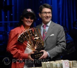 Scotty Nguyen - 2008 $50K H.O.R.S.E. Champion, with WSOP Commissioner Jeffrey Pollack