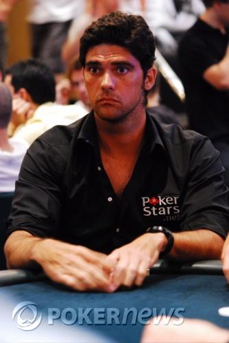 Brett Daphne chipleader dag 1B - Aussie Millions Report 103
