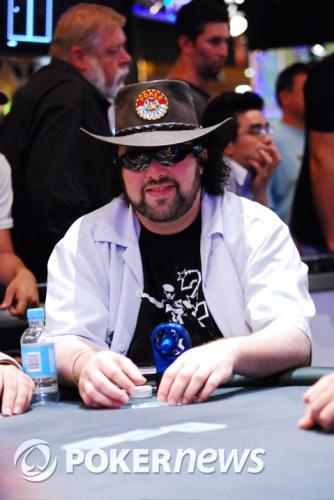 Joep van den Bijgaart chipleader Nederlanders EPT Deauville 111