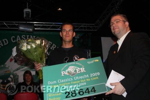 Dom Classics Report: Hugo Kikkert wint €440,- freeze-out tijdens Dom Classics 105