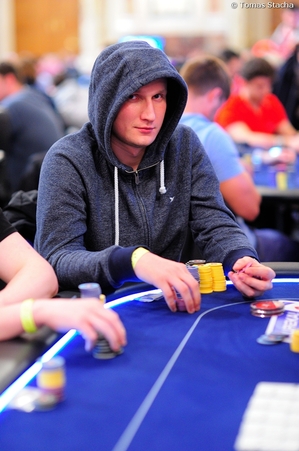 Eureka Poker Tour Dzień 1B - Mateusz Warowiec i Paweł Czartoryski chip leader'ami! 22... 101