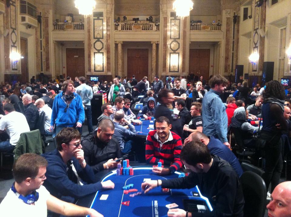 Симеон Найденов 4-ти по чипове след Ден 3 на EPT Виена 101