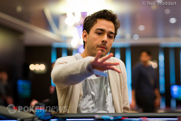 Poker, deporte mental que exige mucha preparación. 102