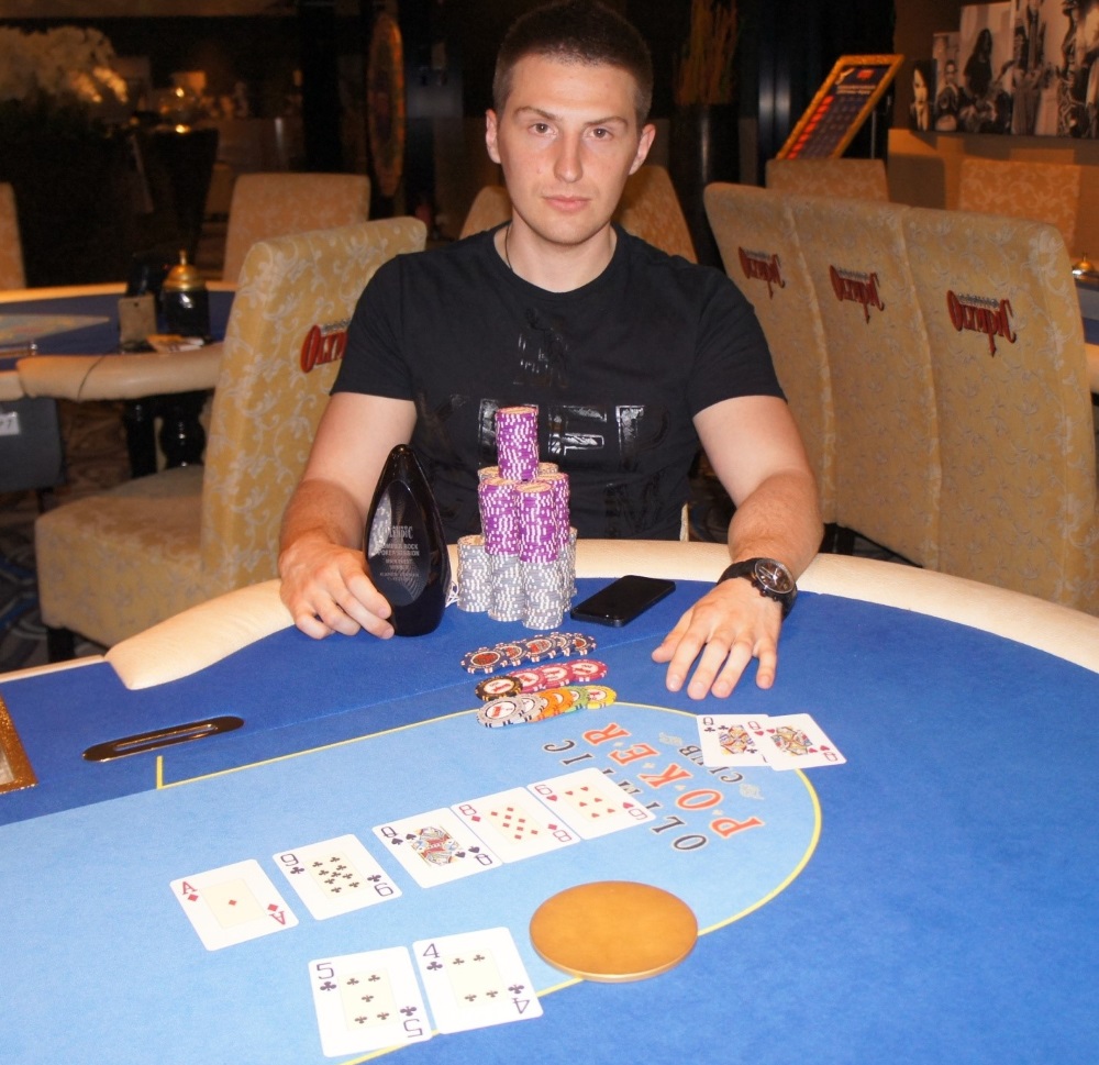 Varžovus pranokęs Aleksejus Sokolovas laimėjo pagrindinį „Summer Rock Poker Session“... 103