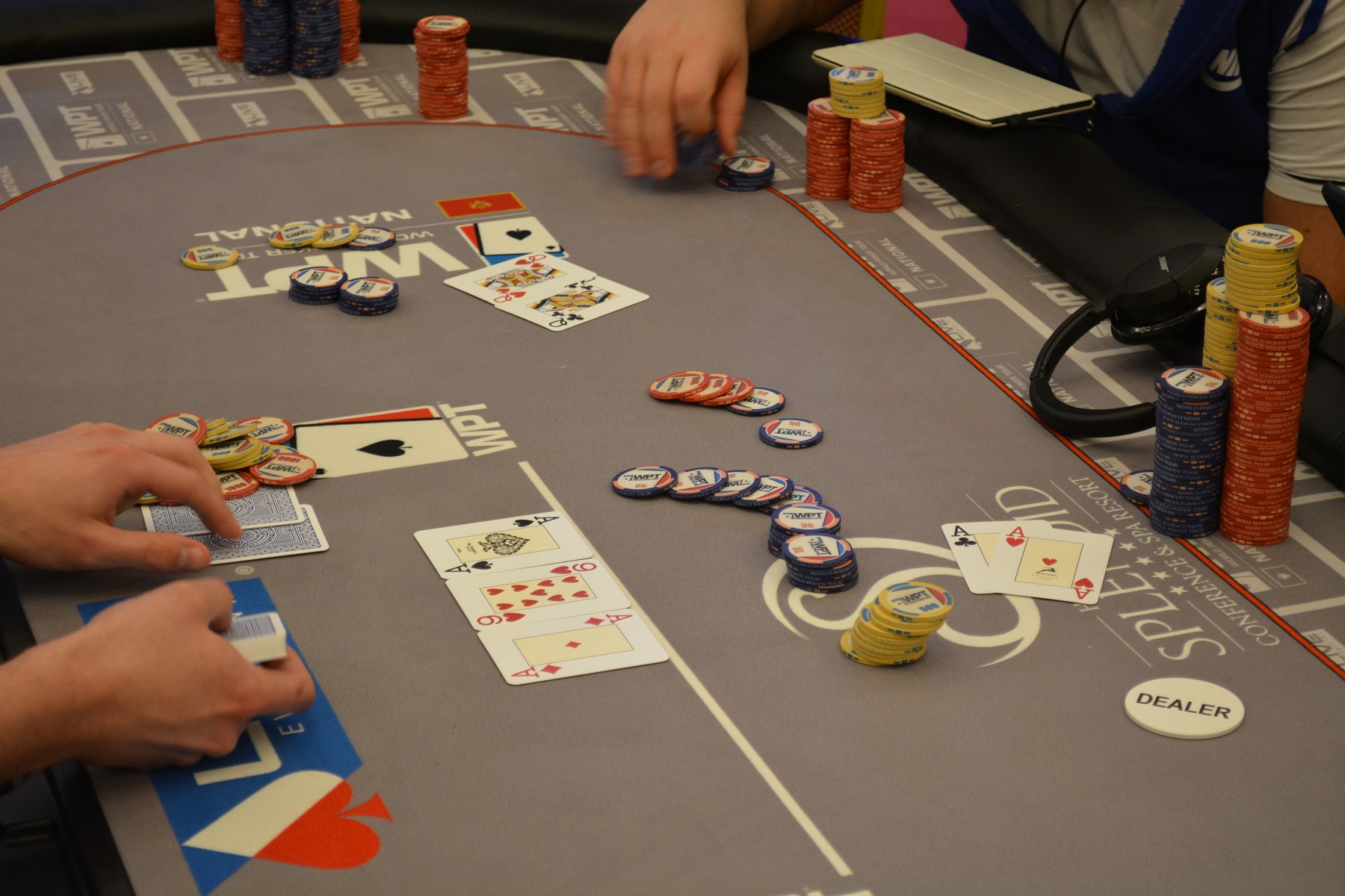 Daniel "Felix" Schulze Predvodi Polje u Finalnom Danu WPT Montenegro Main Eventa 102