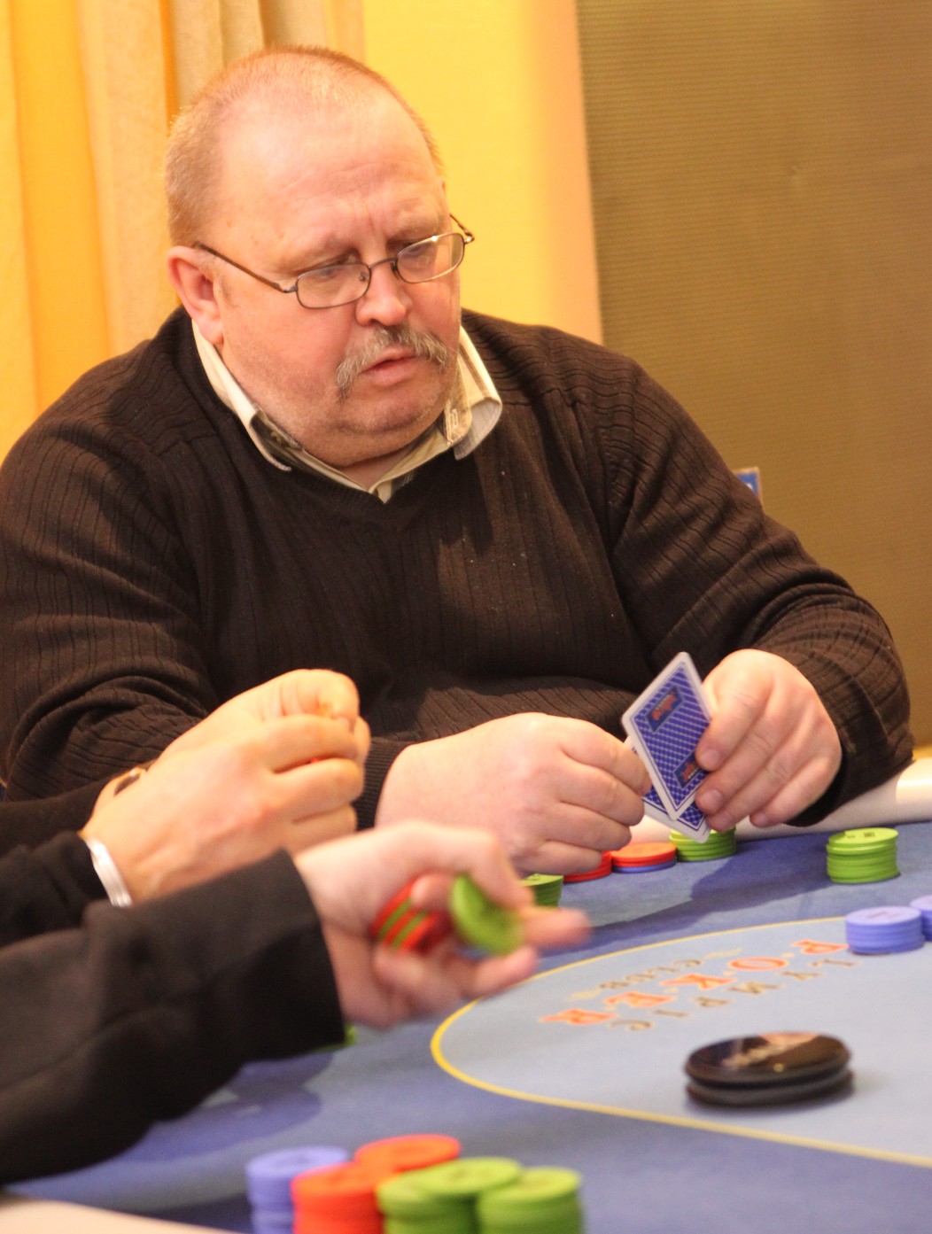 EMV põhiturniiri võitis pokkeriproff Kaupo Tenno 101