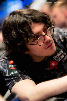Айви, Хэкстон и Блум прячутся от браслетов WSOP в... 101
