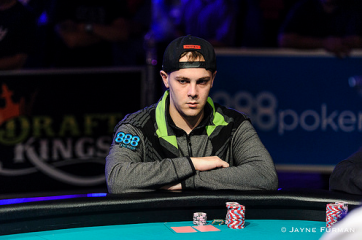 Поглед отблизо на финалната деветка на WSOP Main Event 2015 105