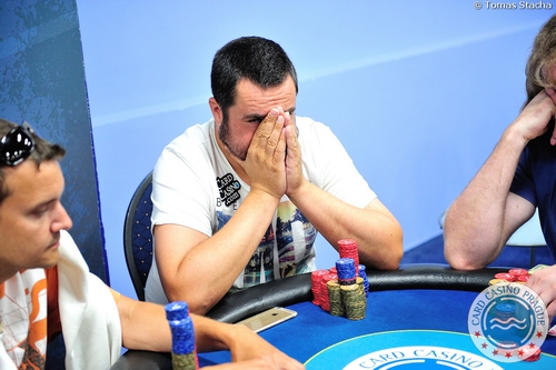 Finálovou šestnáctku srpnového Main Eventu ČPT vede Filip Mikuláš 101
