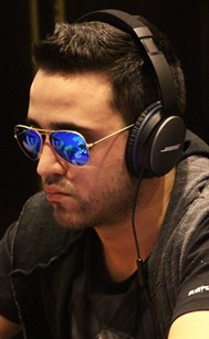 Стоян Обрешков продължава в Ден 2 на Event #17: ,000 No-Limit... 101