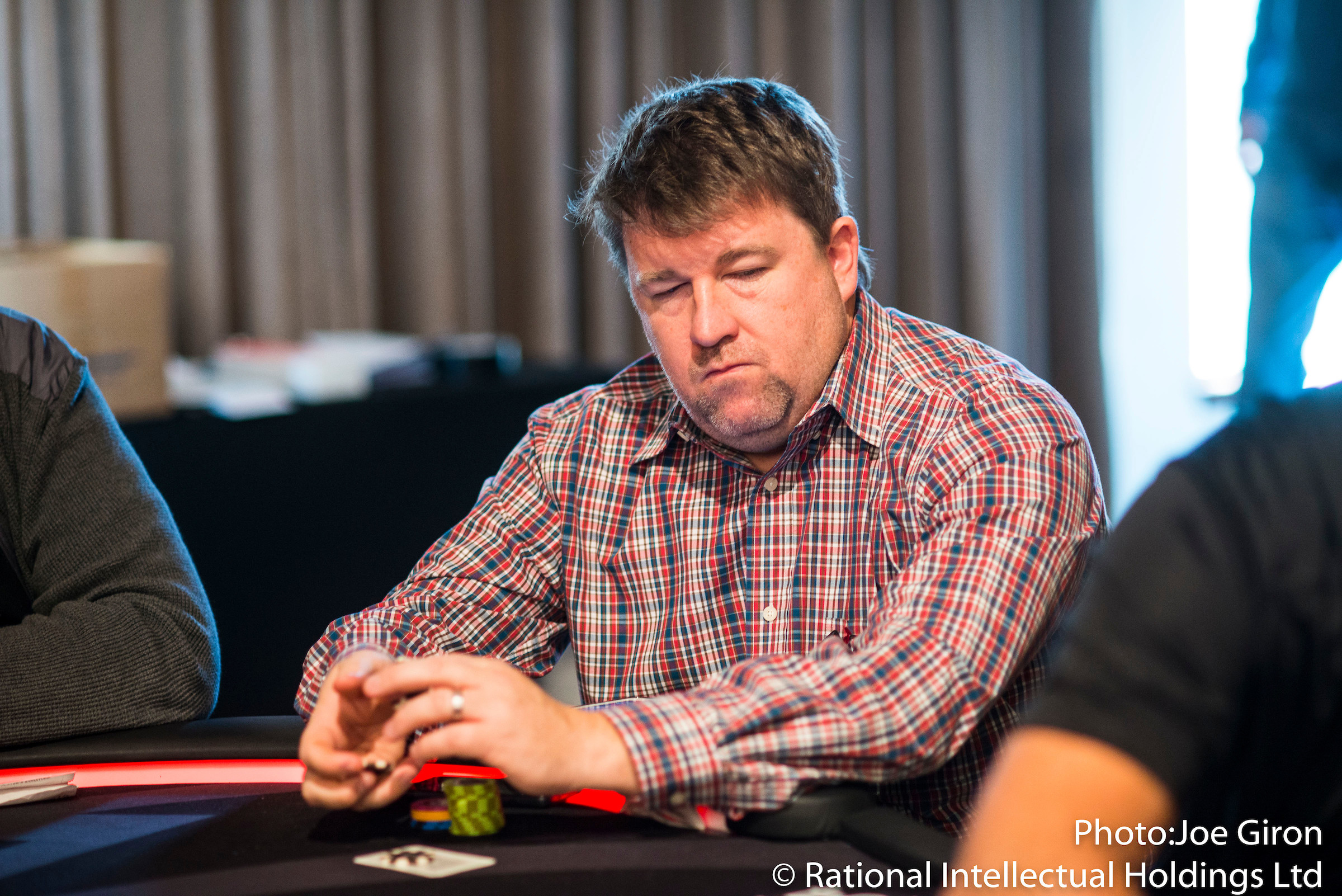 chris moneymaker bluffs sam farha