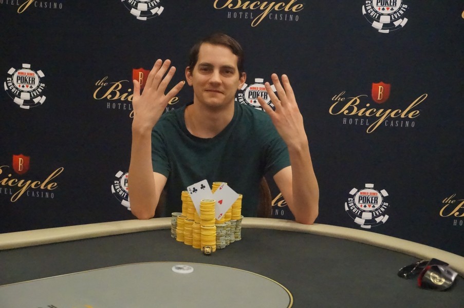Valentin Vornicu castiga al noualea inel de aur WSOP si ...