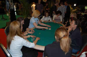 Kurze Zusammenfassung der „Ersten Wiener Pokermeisterschaft" 102