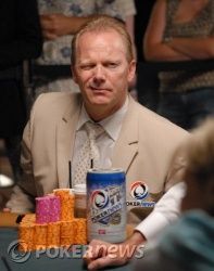 Der Deutsche Jens Vörtmann gewinnt Event #22 101