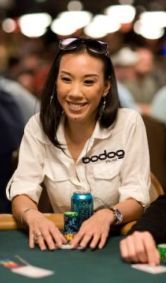 Der neue Freund von Evelyn Ng und noch mehr Klatsch & Tratsch aus der Pokerszene 101