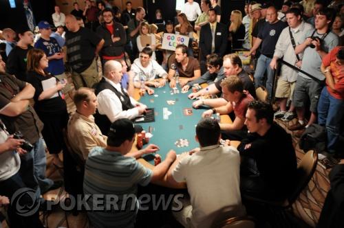 WSOP 2009 en directo: Evento #2, Día 3 –Haxton Lidera al Conformarse la Mesa Final... 101