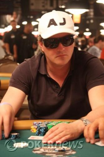 Jeroen van Dam & Pim Overbeeke naar dag 2 00,- No Limit Hold 'em toernooi WSOP 103