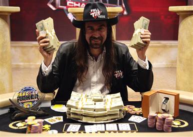 ChipMeUp Bidder Wins Big Staking Negreanu at WSOP 101