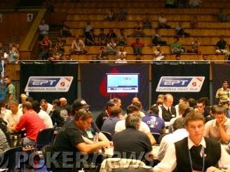 Pokerstars EPT Kiev 2009 - Jour 1B : le coup de la panne 102