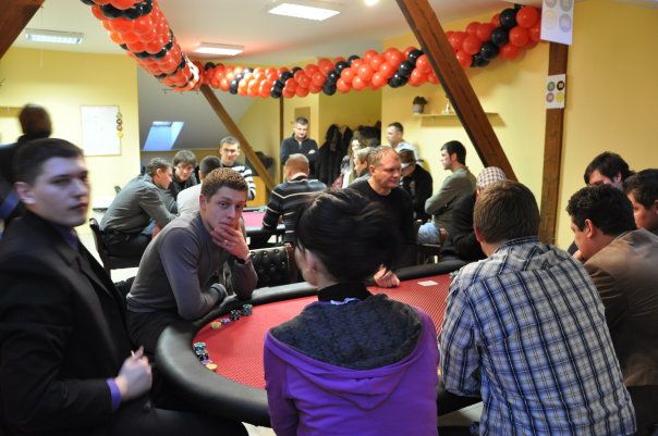 Pavasarinis sportinio pokerio bumas - Viniuje veiklą pradėjo SPK "Cowboys" 102