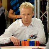 EPT Snowfest : Table finale en direct (coverage poker) 102
