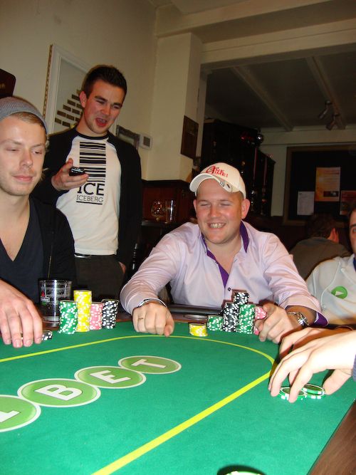 Sportshoe Diaries - PokerNews PALOOZA achter de rug 118