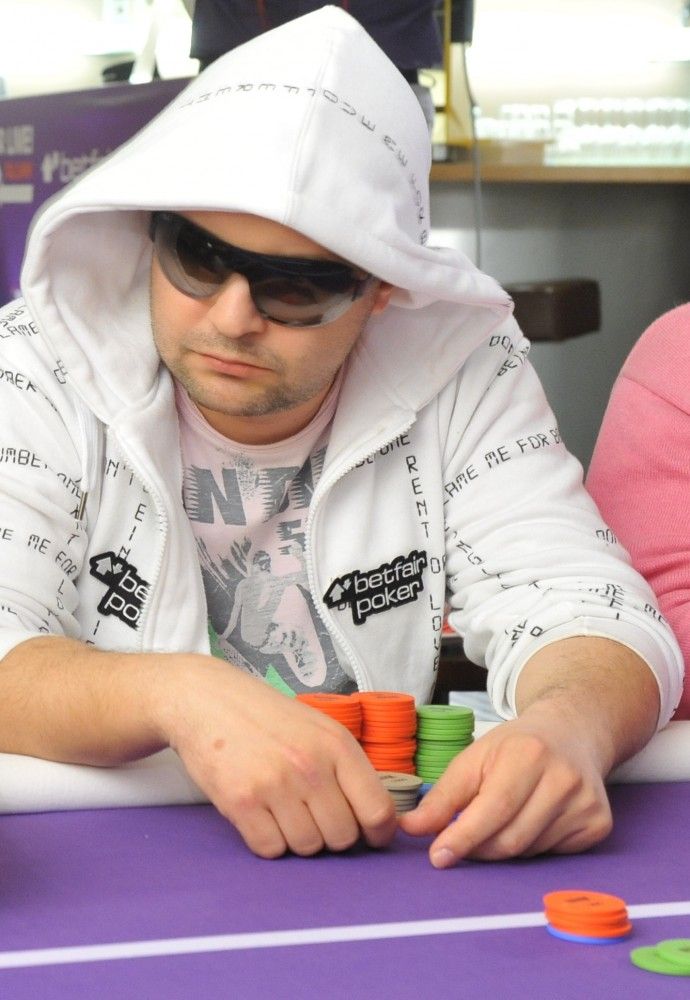 Славен Попов на финалната маса на Betfair Poker Live! Tallinn 101