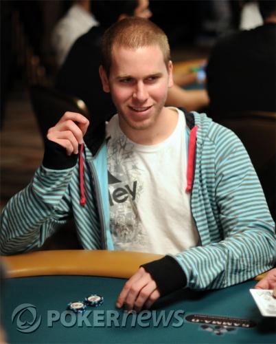 The Weekly Turbo: Full Tilt Poker Gets New Pros, WPT on Facebook, and an Analysis 101